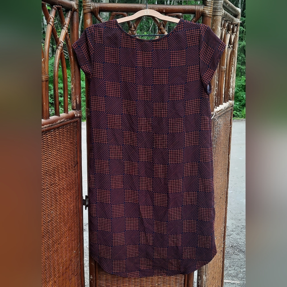 🍀3/15 Short Sleeve Midi Dress - Picture 2 of 5